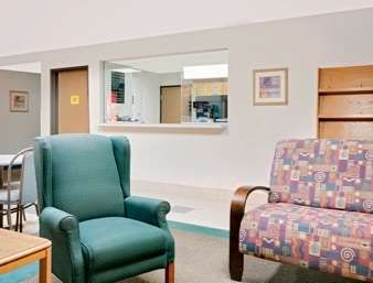 Super 8 By Wyndham Long Prairie Motel Interior photo